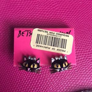 Betsy Johnson cat earrings